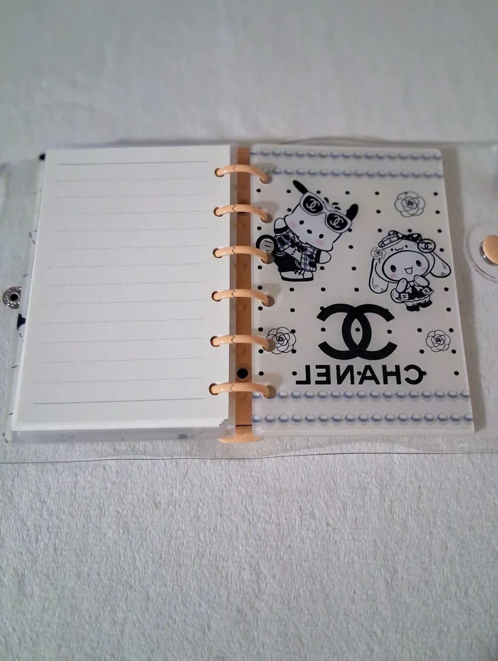 HK Family Shaker Binder A7